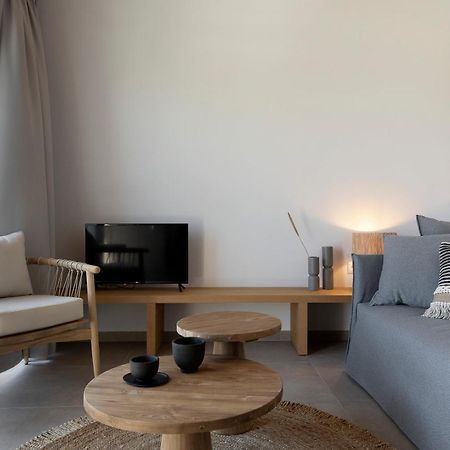 Lichnos Luxury Suites Sourpi エクステリア 写真