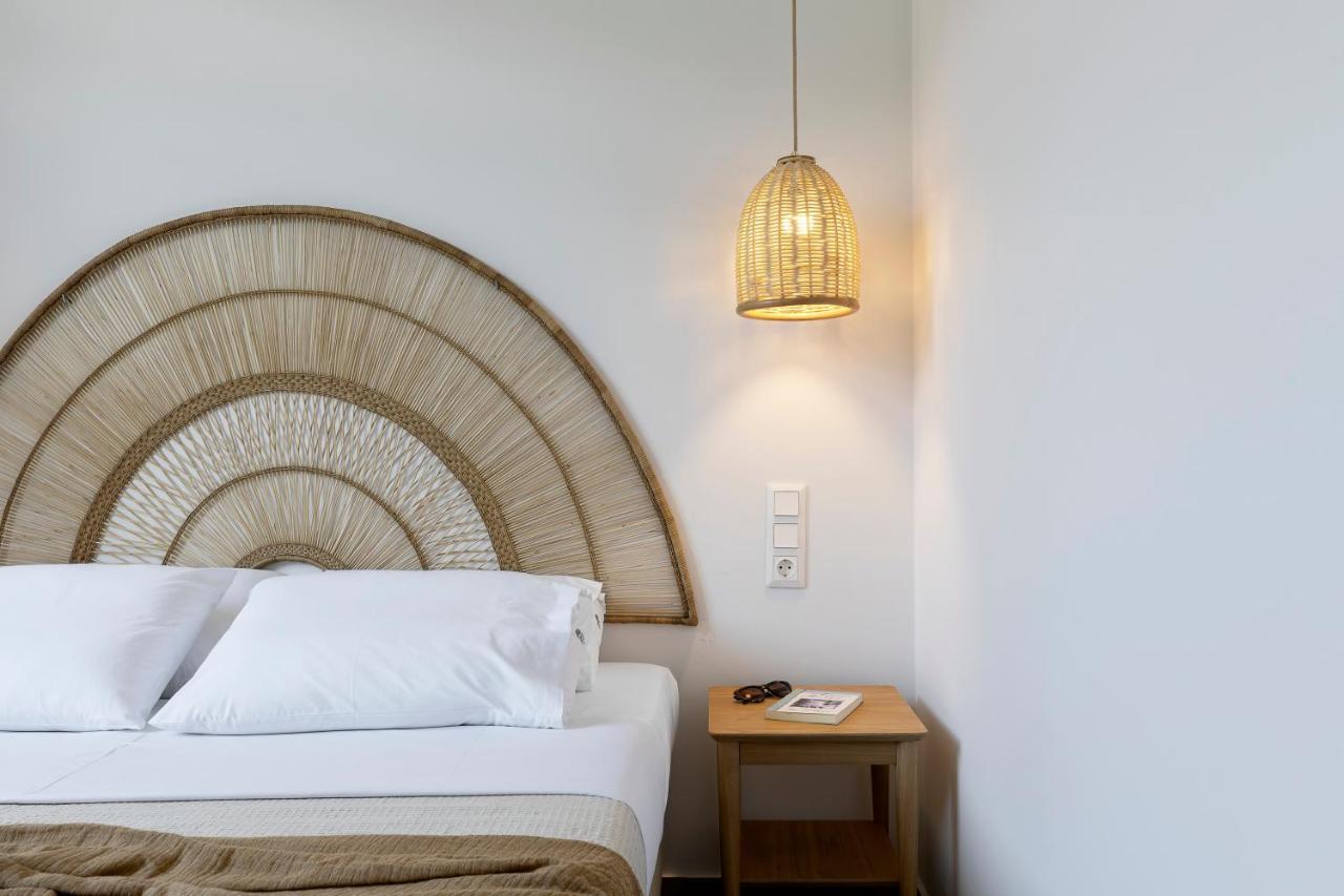 Lichnos Luxury Suites Sourpi エクステリア 写真