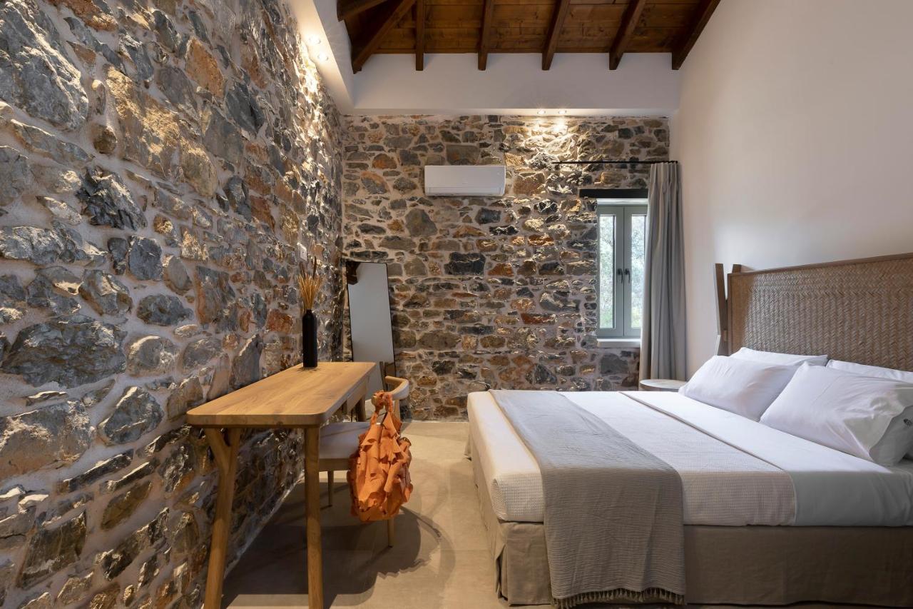 Lichnos Luxury Suites Sourpi エクステリア 写真