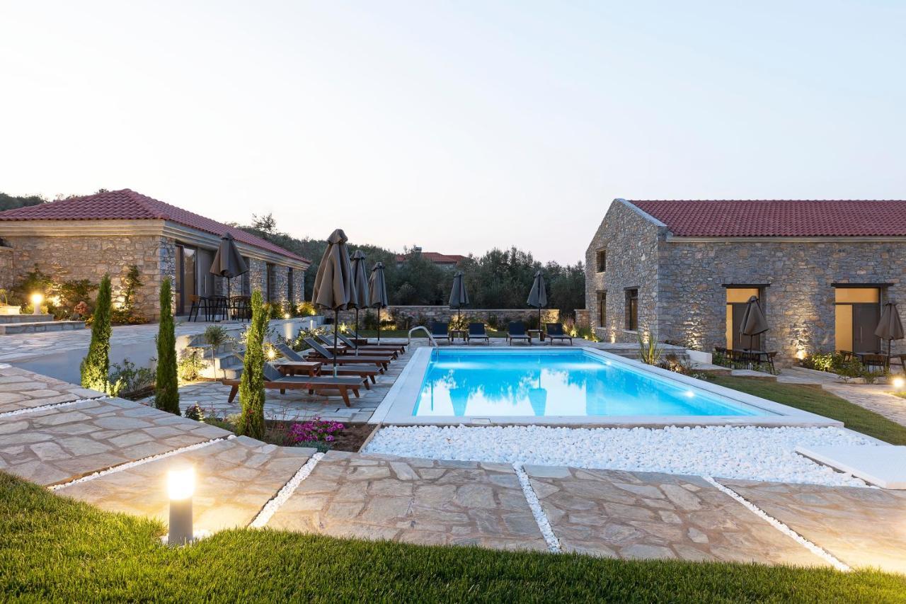 Lichnos Luxury Suites Sourpi エクステリア 写真