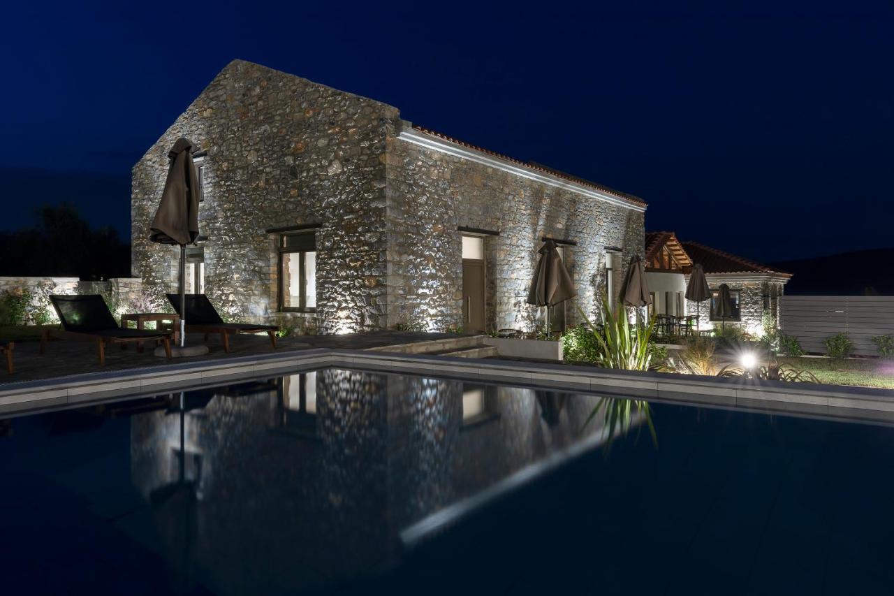 Lichnos Luxury Suites Sourpi エクステリア 写真