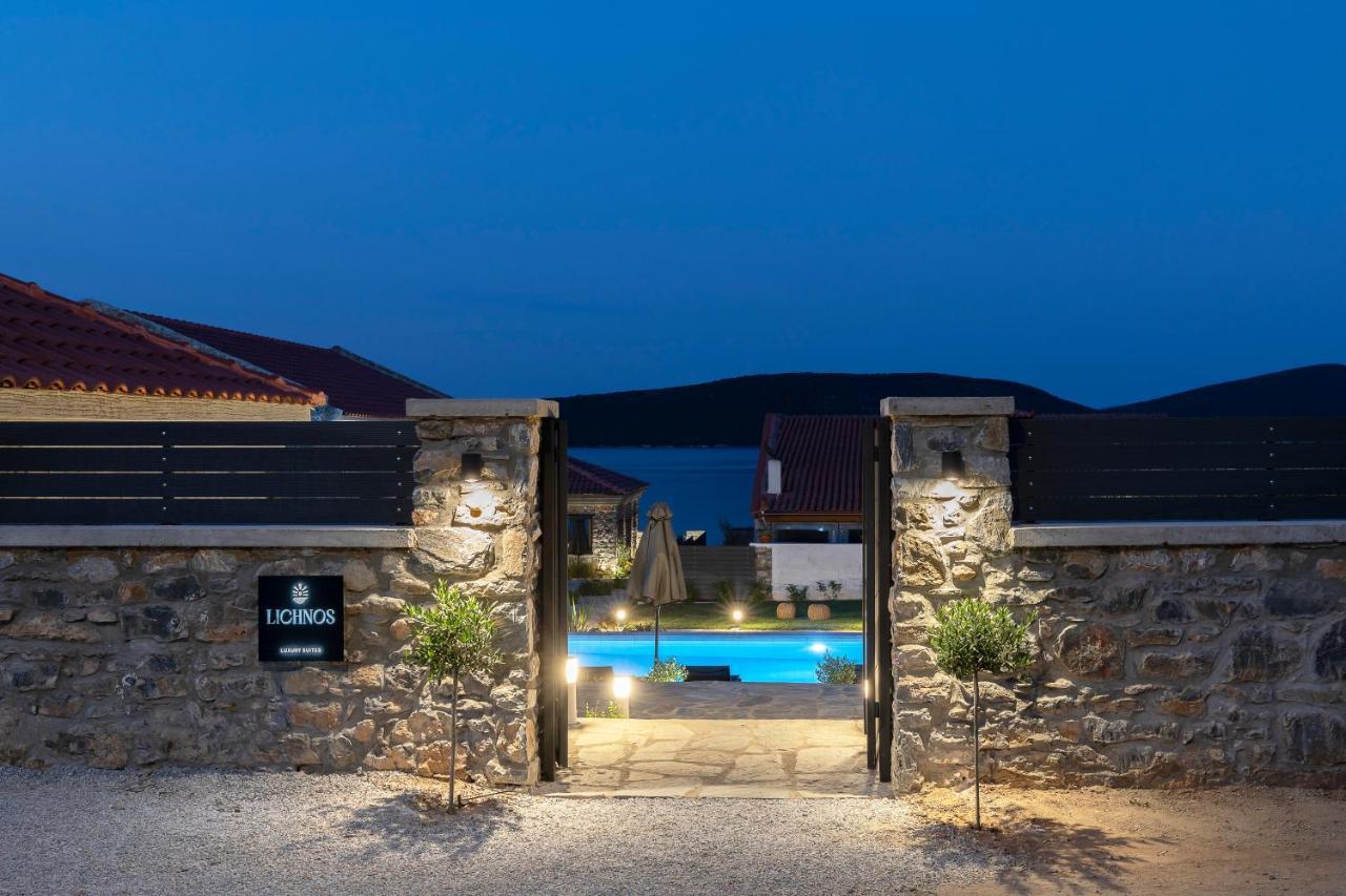Lichnos Luxury Suites Sourpi エクステリア 写真
