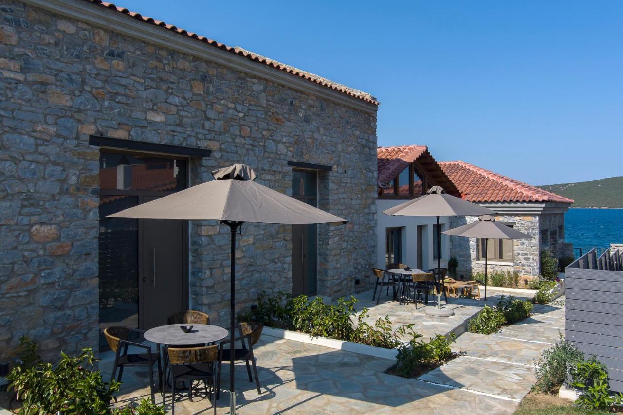 Lichnos Luxury Suites Sourpi エクステリア 写真